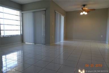 Main picture of 9022 SW 123rd Ct