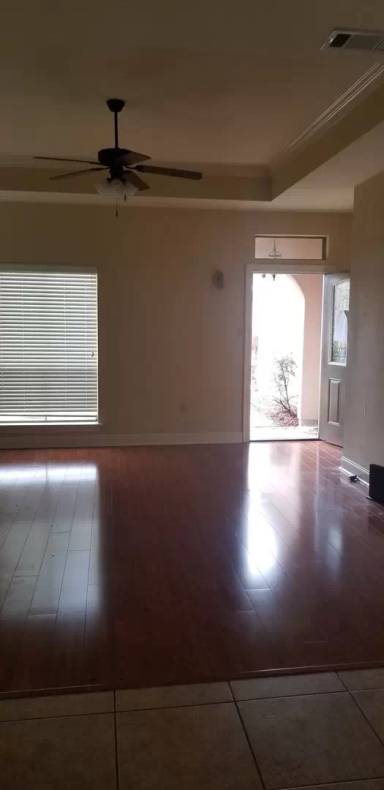 Main picture of 40501 Cross Ridge Ave