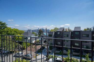 Main picture of Mary Lew Apartments - 2