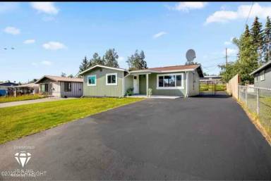 Main picture of 2101 W 46th Ave