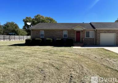Main picture of 105 Oakwood Meadows Dr