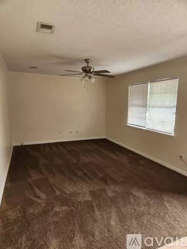 Main picture of 4640 Voyager Dr