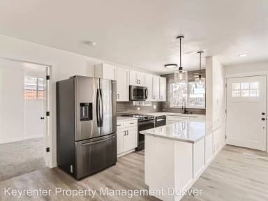 Main picture of 2901 Niagara St