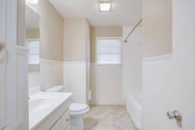 Main picture of 2509 33rd St