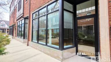 Main picture of 894-896 Green Bay Rd