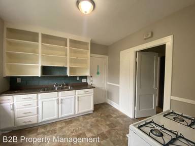 Main picture of 3210 W 112th St