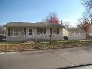 Main picture of 1607 Hillside Dr NW