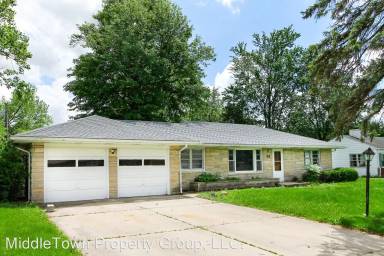 Main picture of 1305 W Abbott St