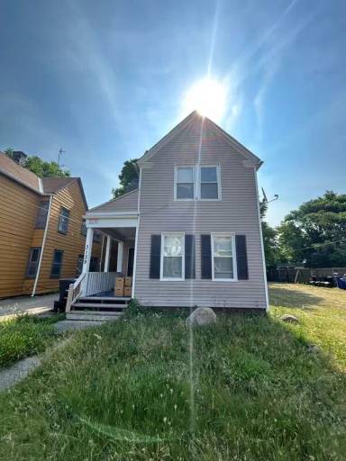 Main picture of 3139 W 86th St