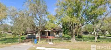 Main picture of 11180 US Highway 281