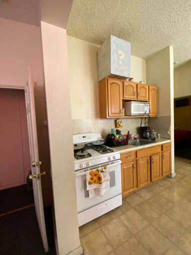 Main picture of 160 Park Street - 2