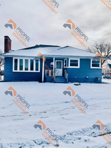 Main picture of 2065 Electric Ave