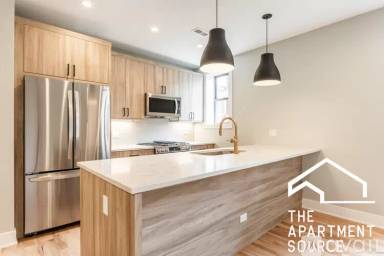 Main picture of 2535 N Campbell Ave