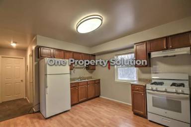 Main picture of 805 East 32nd Avenue Apt 11