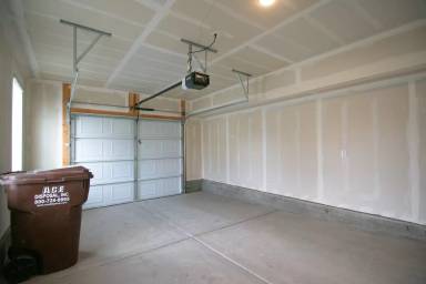 Main picture of Villas at the Pointe