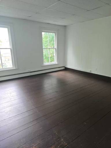 Main picture of 617 Depot St