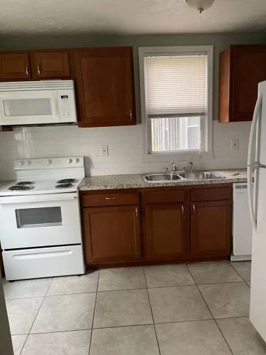 Main picture of 18800 Pasnow Ave