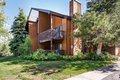 Main picture of Red Pine Condos