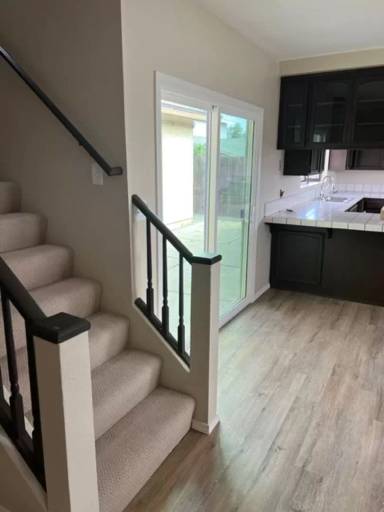 Main picture of 483 Quail Ct