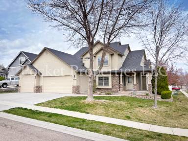 Main picture of 874 E Forest Ridge Ct
