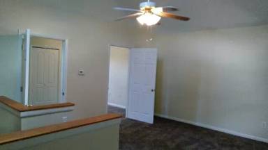 Main picture of 633 6th Ave