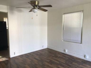 Main picture of 415 E 1st Ave