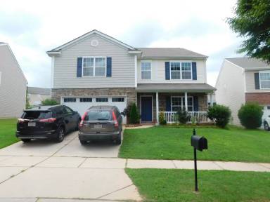 Main picture of 933 Silverberry St
