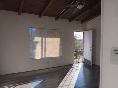 Main picture of 6320 Malabar St