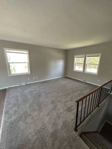Main picture of 4377 Oxford Dr