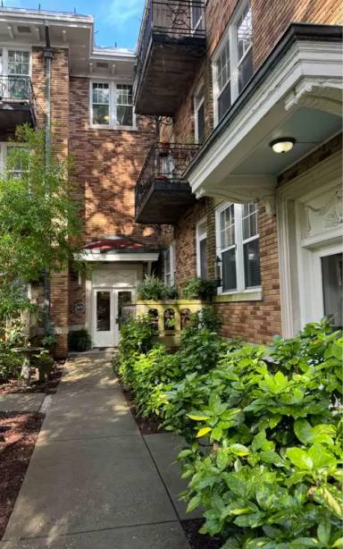 Main picture of 10 Manly St