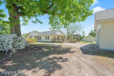 Main picture of 4860 NC Highway 56 E