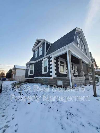 Main picture of 1035 Sullivant Ave