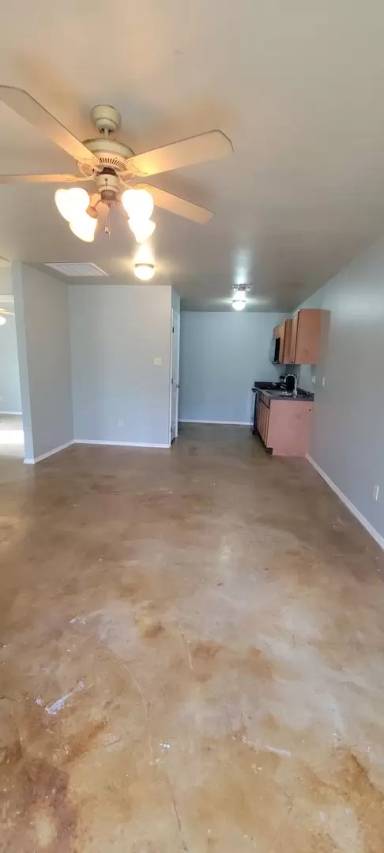 Main picture of 2302 Queens Hwy