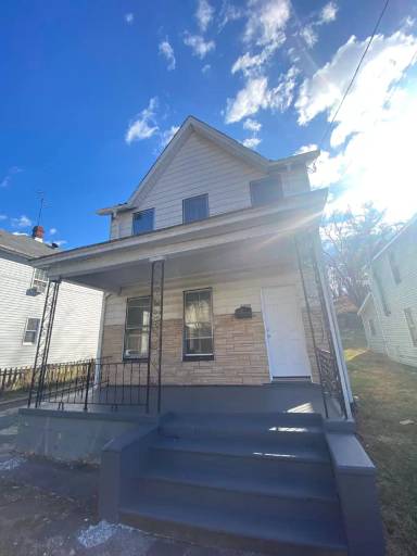 Main picture of 1419 Wise Ave SE