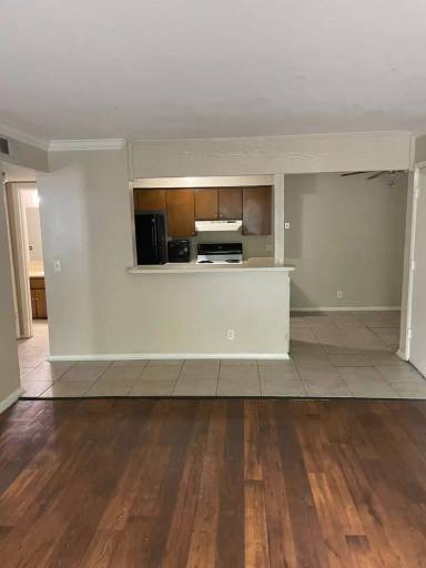 Main picture of Lakewood Gardens