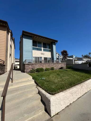 Main picture of 910-914 Palm Ave