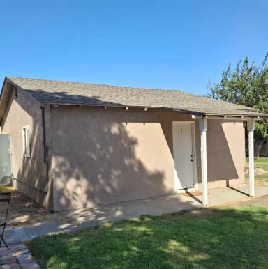Main picture of 6006 S Cental Avelil House