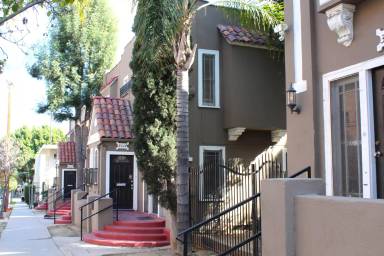 Main picture of 3004 James M Wood Blvd