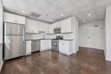 Main picture of 331 Bloomfield Ave