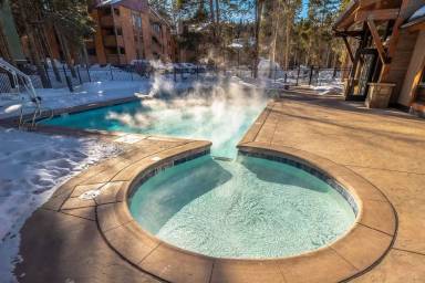 Main picture of 800 Columbine Dr