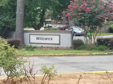 Main picture of 56 Willowick Dr