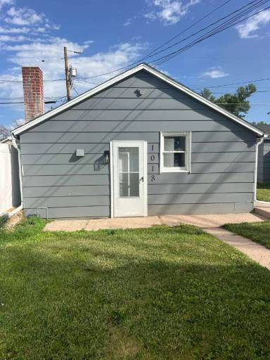 Main picture of 1018 E 20th St