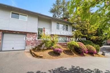 Main picture of 15205 SW 119th Ave