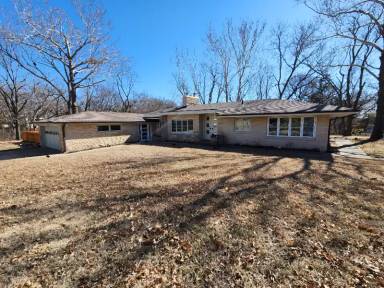 Main picture of 2321 Bellehaven Rd