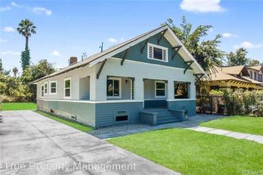 Main picture of 1948 W 20th St