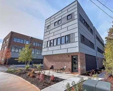 Main picture of 605 King Arnold St