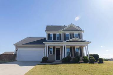 Main picture of 102 Upland Dr