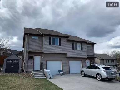 Main picture of 2711 N Fox Ln