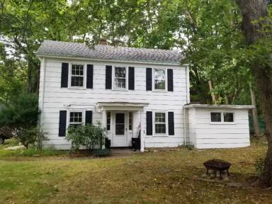 Main picture of 126 Plainview Rd