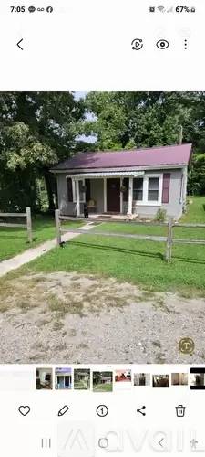 Main picture of 123 N Mapleton Dr